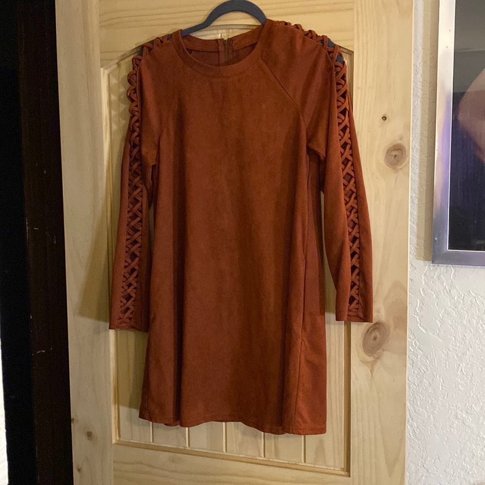 Open cross shoulder dress